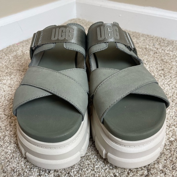 New no box UGG Ashton Slide Sandal - Moss Green - 9.5 - Picture 5 of 10